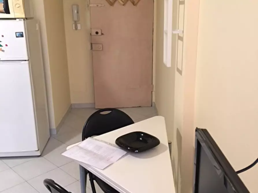 Immagine 12 di Appartamento in affitto  in via Broccaindosso a Bologna