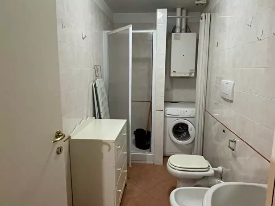 Immagine 10 di Appartamento in affitto  in via Tiarini  a Bologna