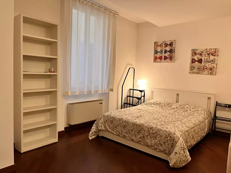 Immagine 15 di Appartamento in affitto  in via Riva Reno  a Bologna