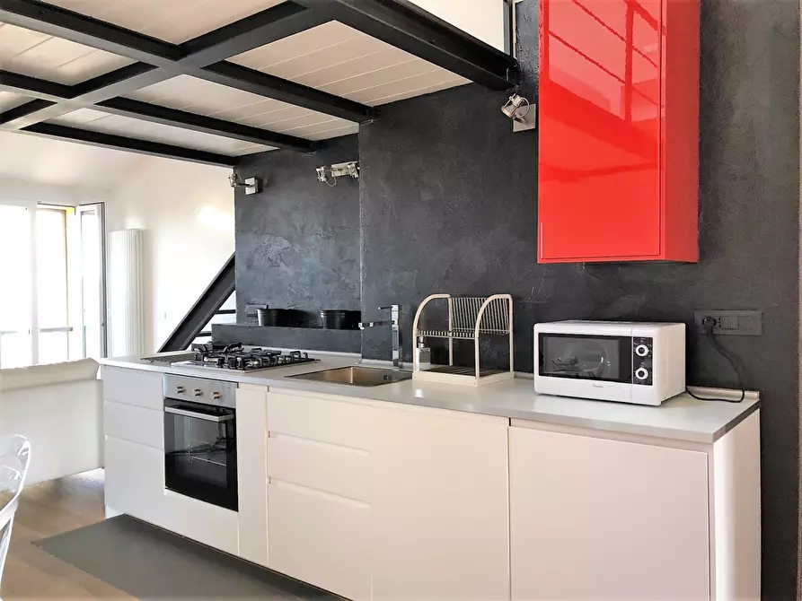 Immagine 2 di Appartamento in affitto  in VIA SARAGOZZA  a Bologna