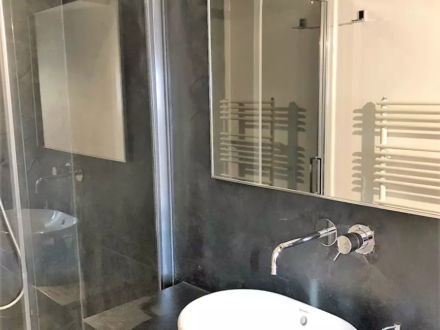 Immagine 6 di Appartamento in affitto  in VIA SARAGOZZA  a Bologna