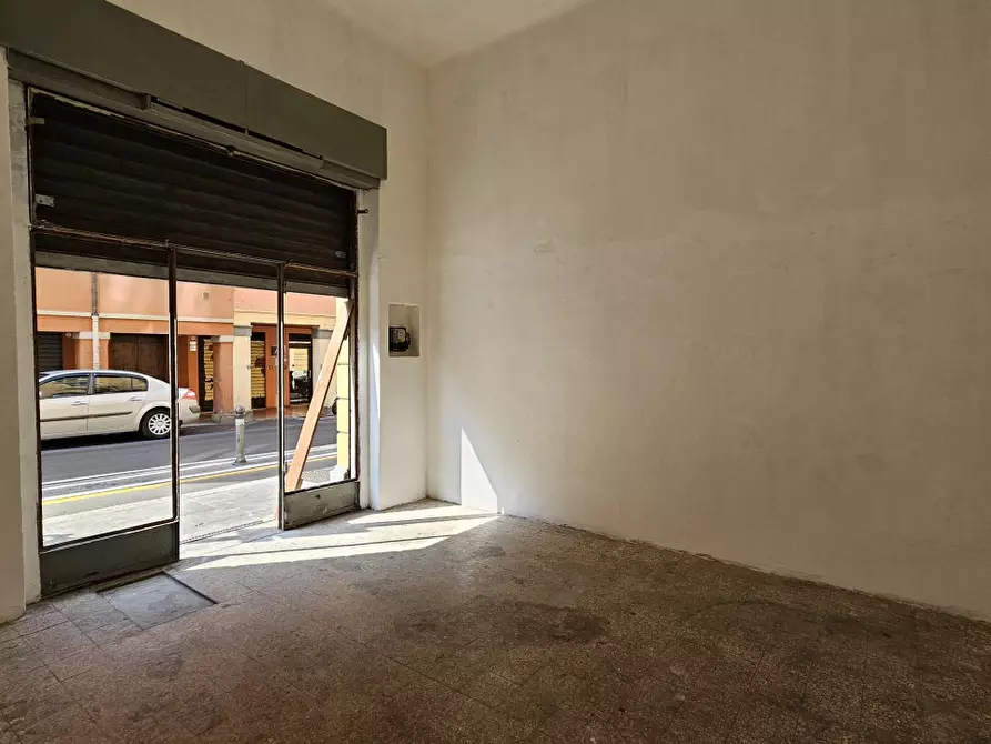 Immagine 5 di Magazzino in affitto  in VIA FRASSINAGO a Bologna