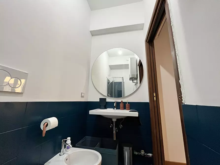 Immagine 12 di Appartamento in affitto  in VIA RIVA RENO  a Bologna