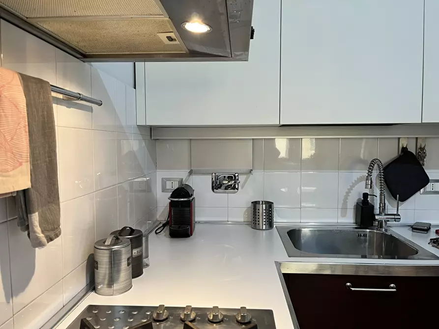 Immagine 13 di Appartamento in affitto  in VIA RIVA RENO  a Bologna