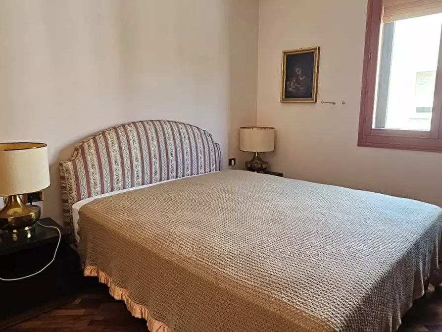 Immagine 8 di Appartamento in affitto  in VIA MASSARENTI a Bologna