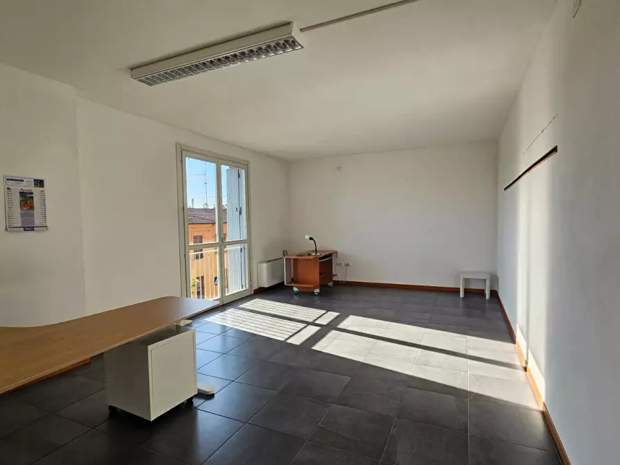 Immagine 4 di Ufficio in affitto  in VIA CRETI a Budrio