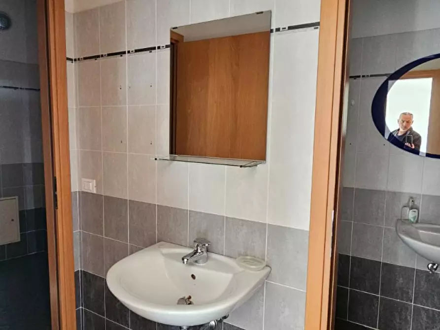 Immagine 10 di Ufficio in affitto  in VIA CRETI a Budrio