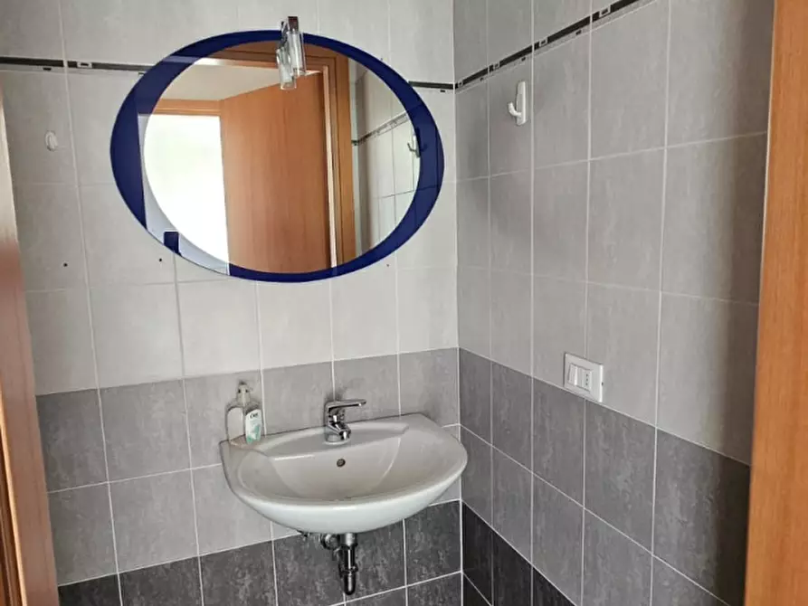 Immagine 12 di Ufficio in affitto  in VIA CRETI a Budrio