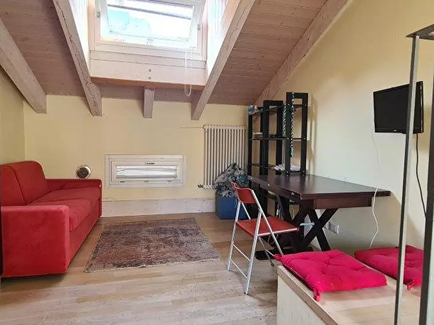 Immagine 6 di Appartamento in affitto  in VIA FARINI  a Bologna