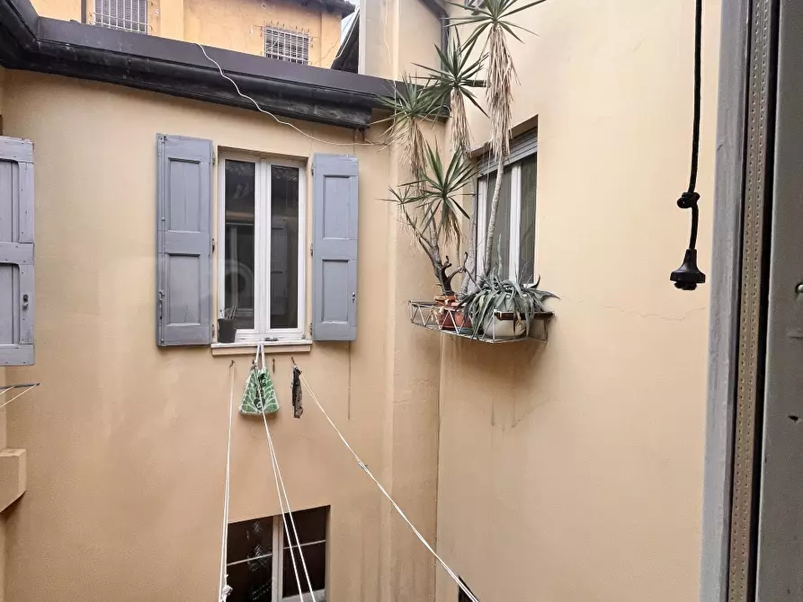 Immagine 15 di Appartamento in affitto  in VIA SAN VITALE a Bologna