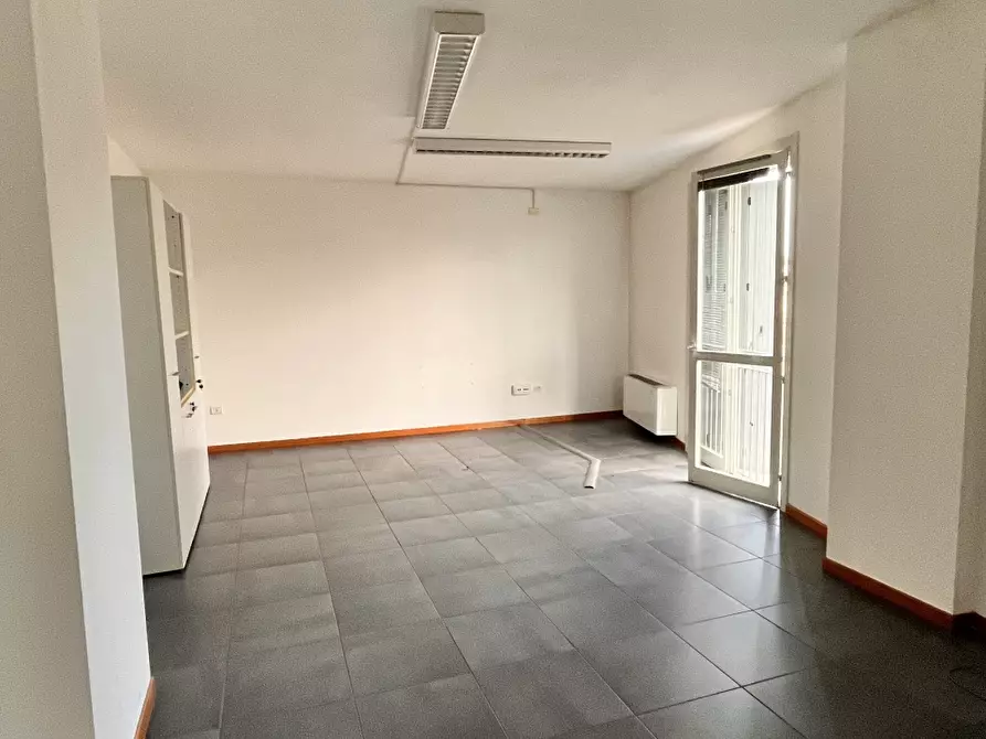 Immagine 6 di Ufficio in affitto  in VIA CRETI a Budrio
