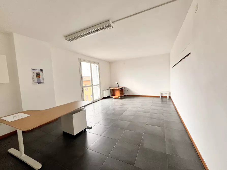 Immagine 11 di Ufficio in affitto  in VIA CRETI a Budrio