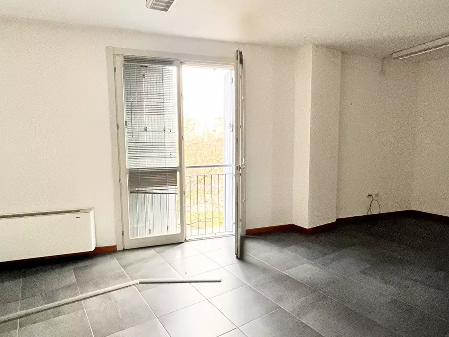Immagine 14 di Ufficio in affitto  in VIA CRETI a Budrio