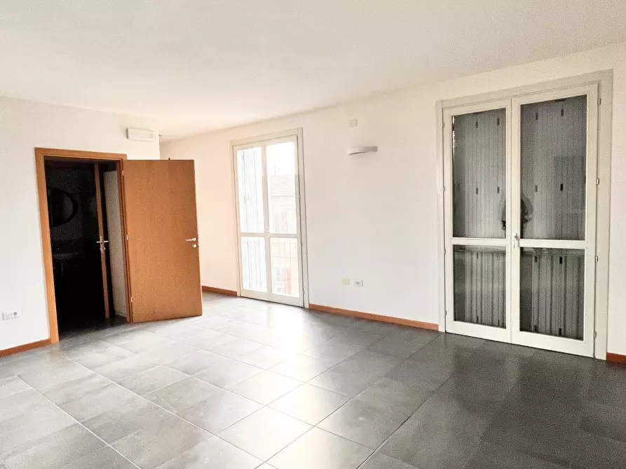 Immagine 15 di Ufficio in affitto  in VIA CRETI a Budrio