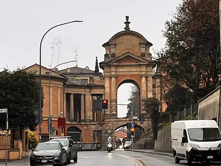 Immagine 2 di Appartamento in affitto  in VIA MENABUE a Bologna