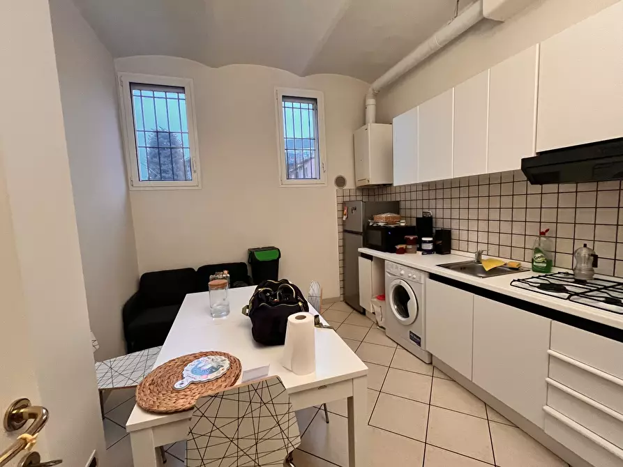 Immagine 9 di Appartamento in affitto  in via Menabue a Bologna