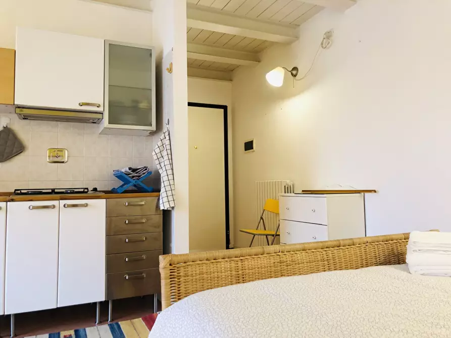 Immagine 20 di Appartamento in affitto  in VIA TIARINI  a Bologna