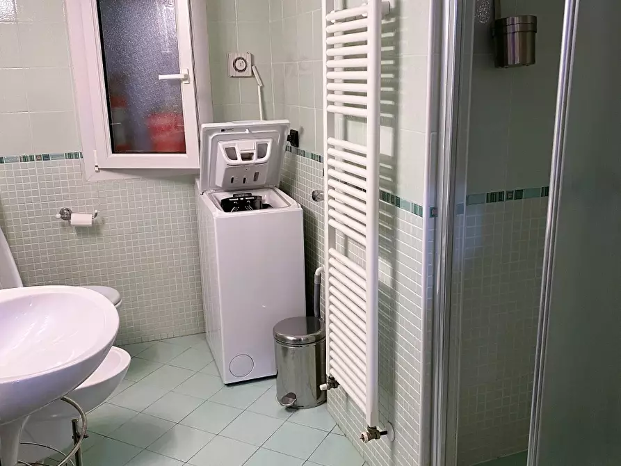 Immagine 10 di Appartamento in affitto  in VICOLO RANOCCHI a Bologna