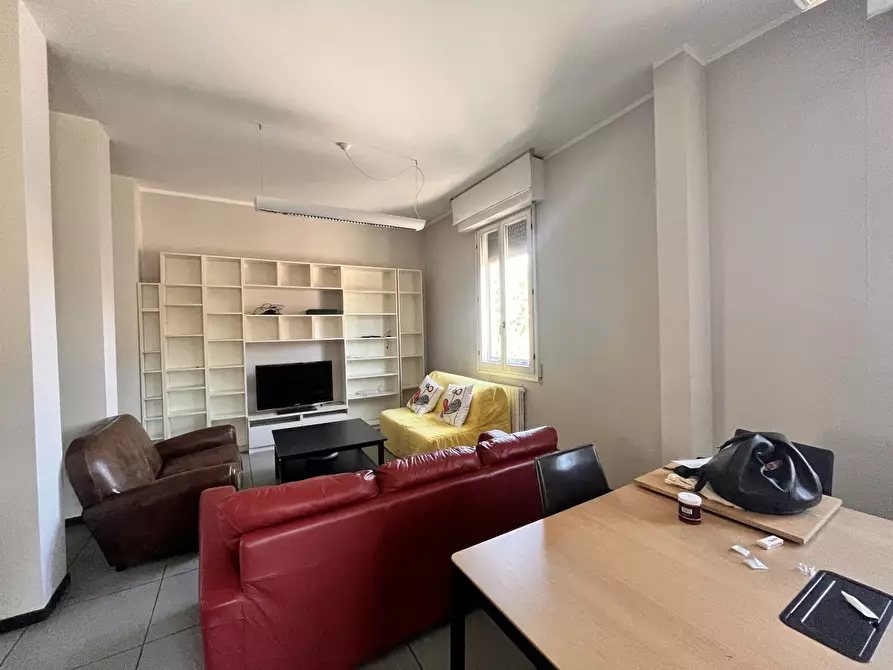 Immagine 5 di Stanza singola in affitto  in VIA MEZZOFANTI a Bologna