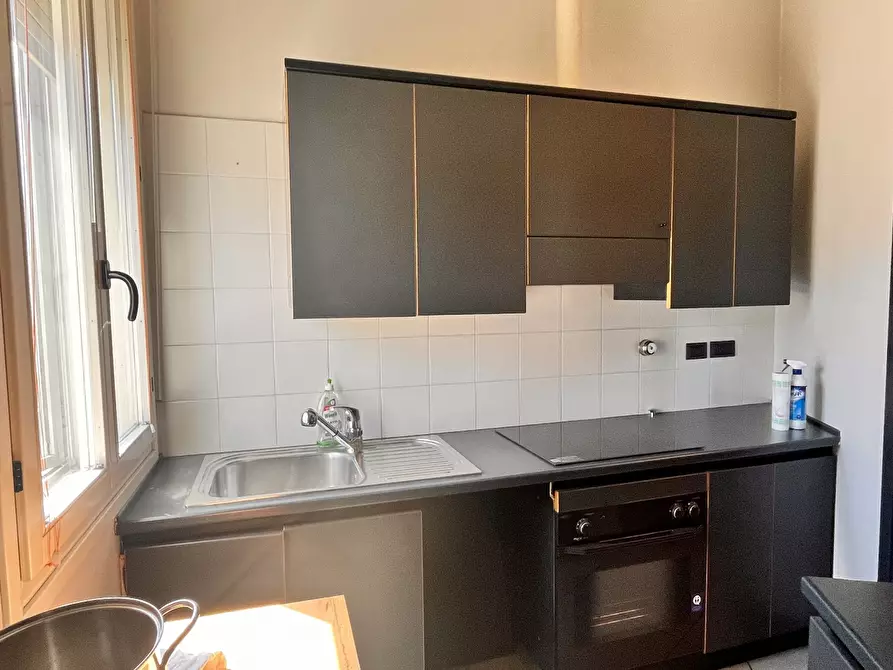 Immagine 12 di Stanza singola in affitto  in VIA MEZZOFANTI a Bologna