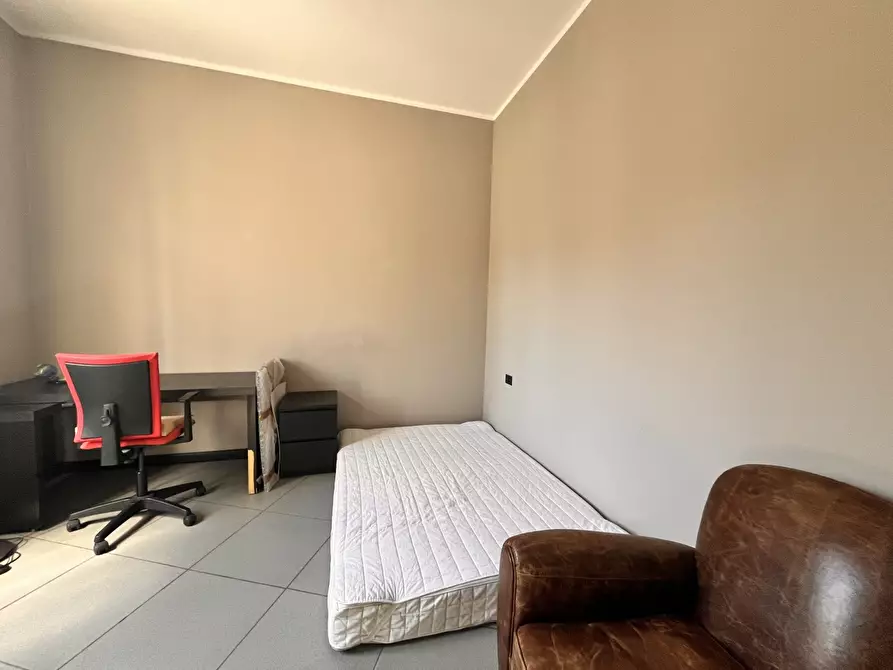 Immagine 22 di Stanza singola in affitto  in VIA MEZZOFANTI a Bologna