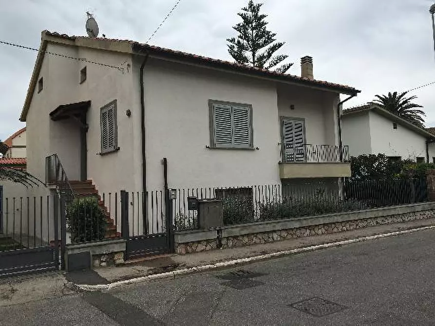 Immagine 3 di Villa in affitto  a Castiglione Della Pescaia