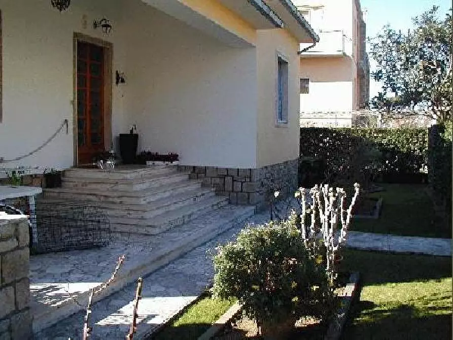 Immagine 1 di Villa in affitto  a Castiglione Della Pescaia
