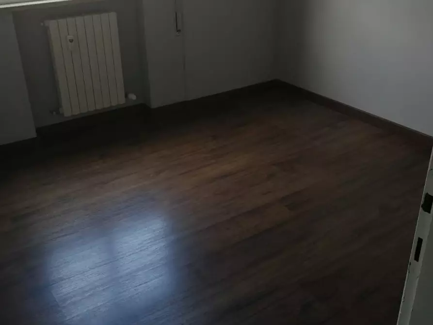 Immagine 13 di Appartamento in affitto  a Pesaro