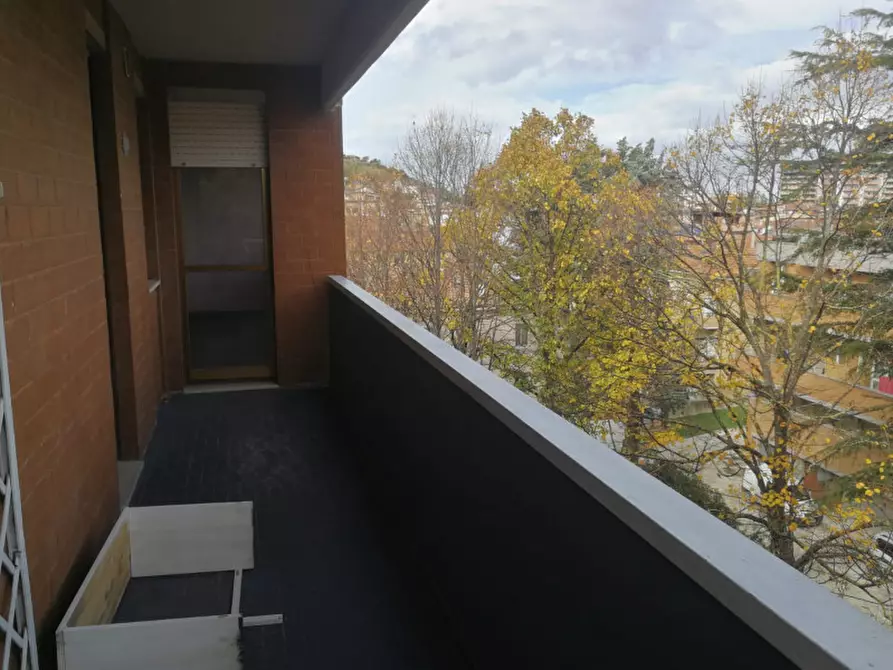 Immagine 2 di Appartamento in affitto  a Pesaro