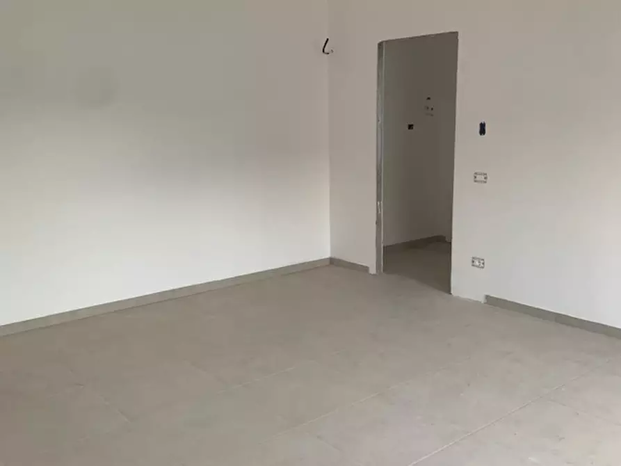 Immagine 3 di Appartamento in affitto  a Seregno