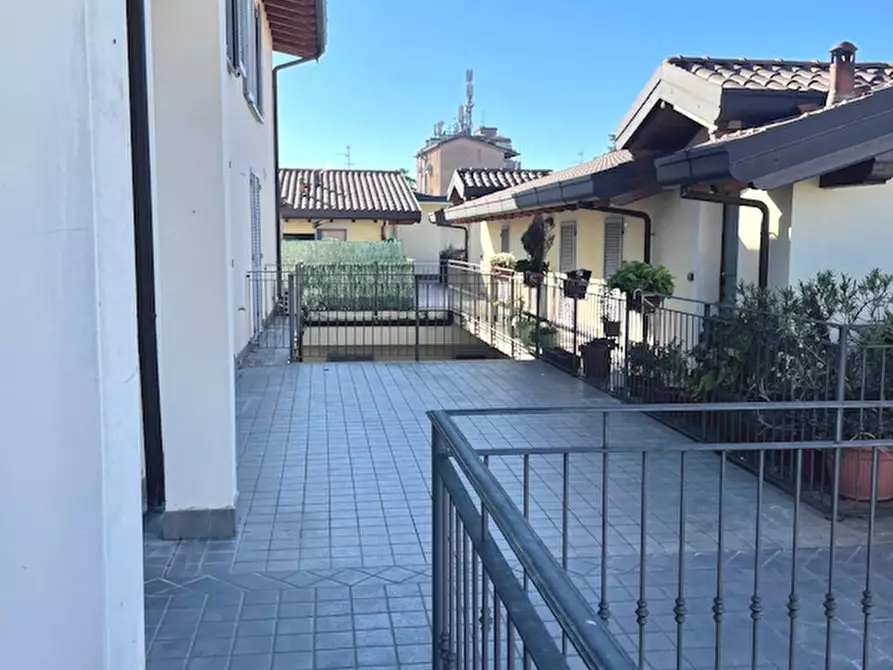 Immagine 2 di Appartamento in affitto  a Seregno