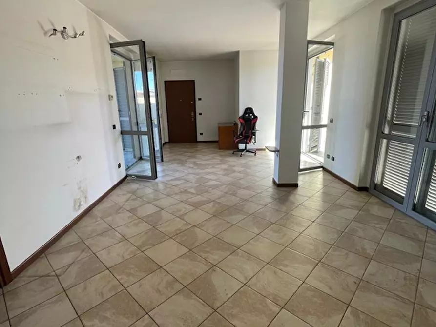 Immagine 4 di Appartamento in affitto  a Seregno