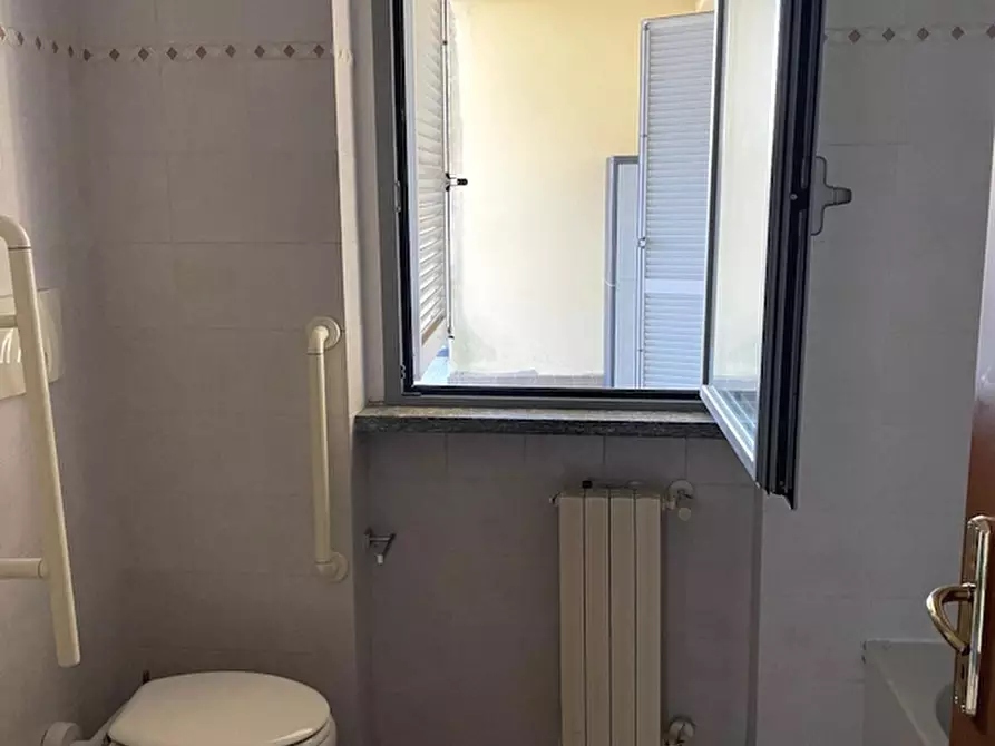 Immagine 17 di Appartamento in affitto  a Seregno