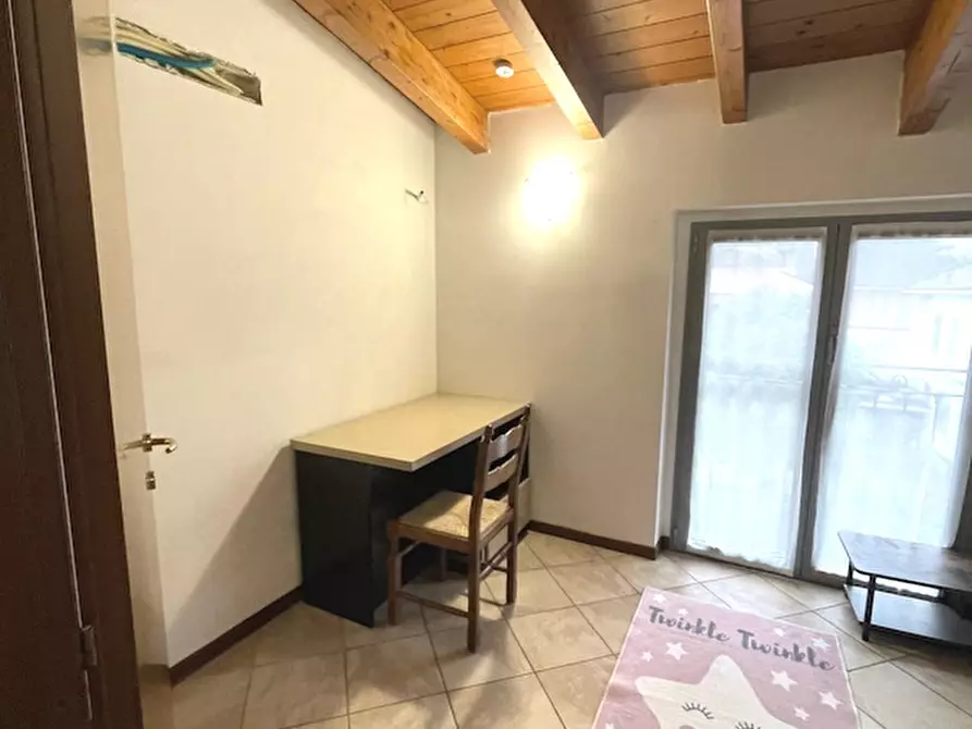 Immagine 12 di Appartamento in affitto  a Seregno