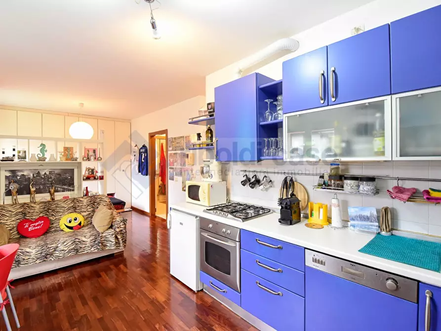 Immagine 6 di Appartamento in affitto  a Seregno