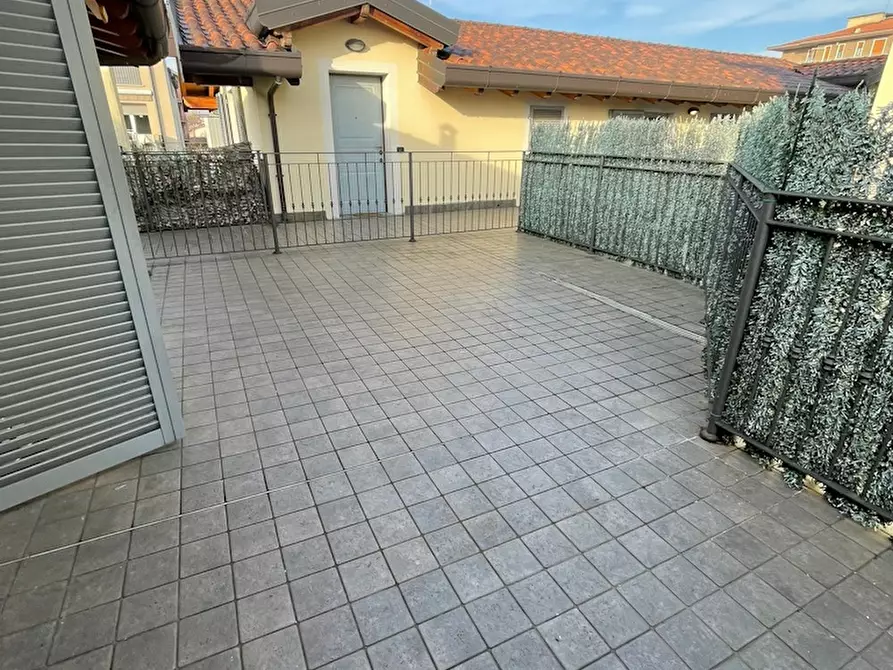 Immagine 6 di Appartamento in affitto  a Seregno