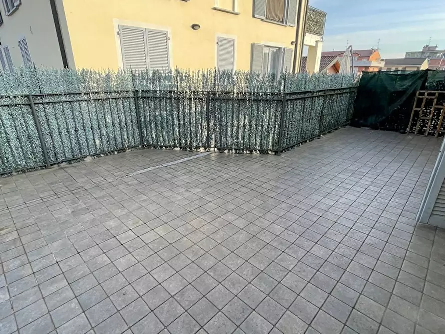 Immagine 13 di Appartamento in affitto  a Seregno