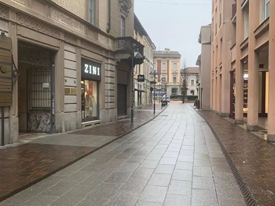 Immagine 27 di Ufficio in affitto  in VIA GARIBALDI a Seregno