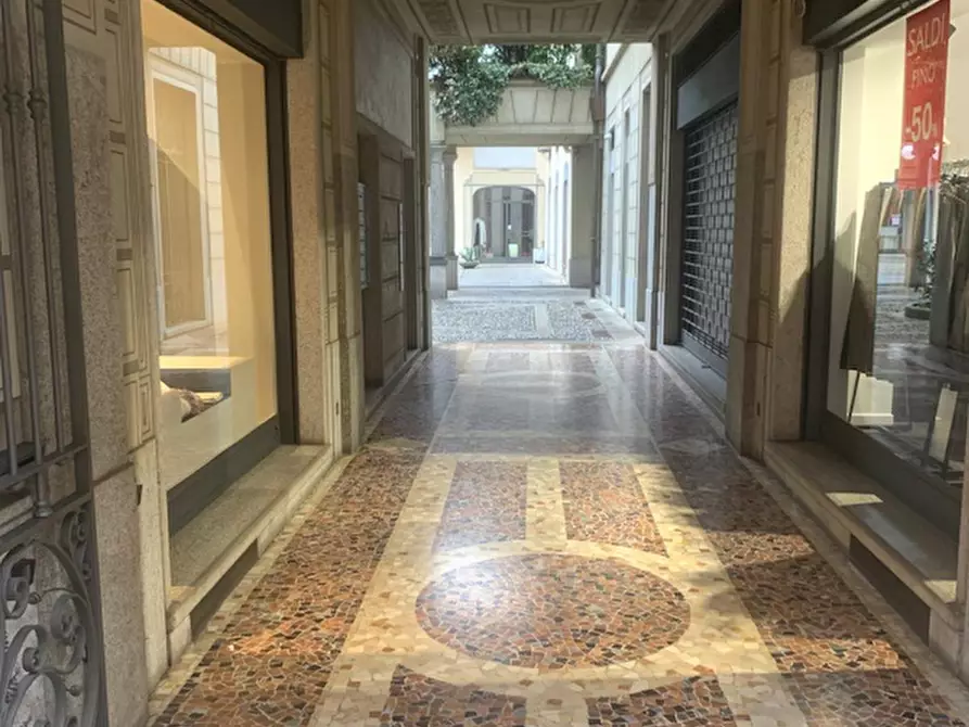 Immagine 2 di Ufficio in affitto  in VIA GARIBALDI a Seregno