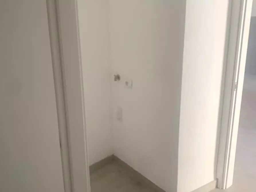 Immagine 15 di Appartamento in affitto  in PIAZZA SAURO a Giussano