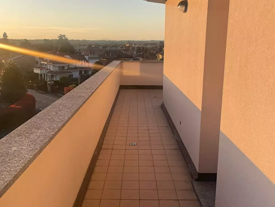 Immagine 11 di Appartamento in affitto  a Mariano Comense