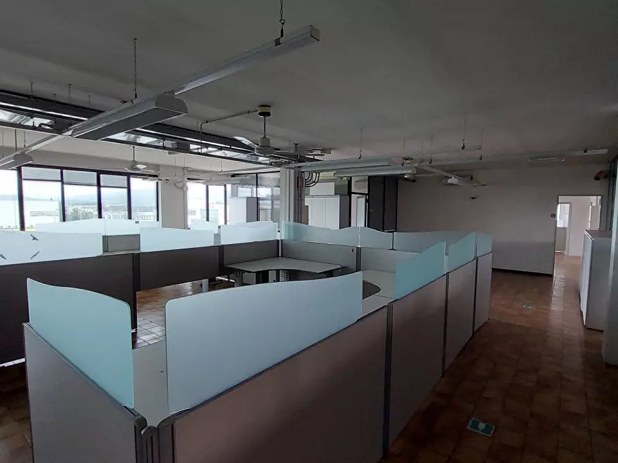 Immagine 4 di Ufficio in affitto  a Arezzo