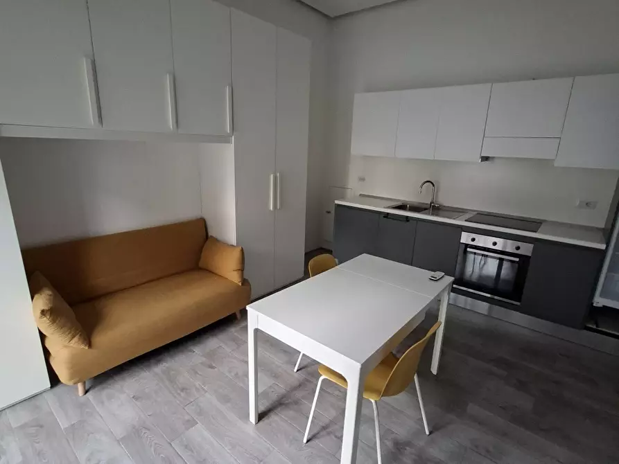 Immagine 2 di Appartamento in affitto  a Arezzo