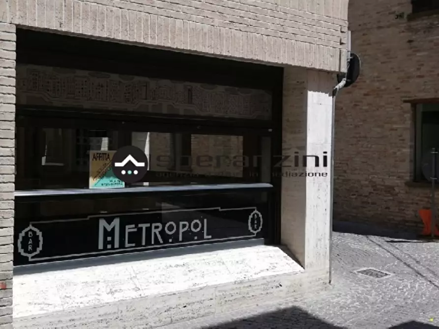 Immagine 9 di Bar / Ristorante in affitto  in CORSO GIACOMO MATTEOTTI  a Fano