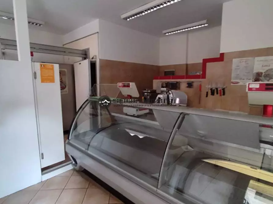 Immagine 17 di Negozio in affitto  in Via Arco D'Augusto, 23 61032 Fano PU Italia a Fano
