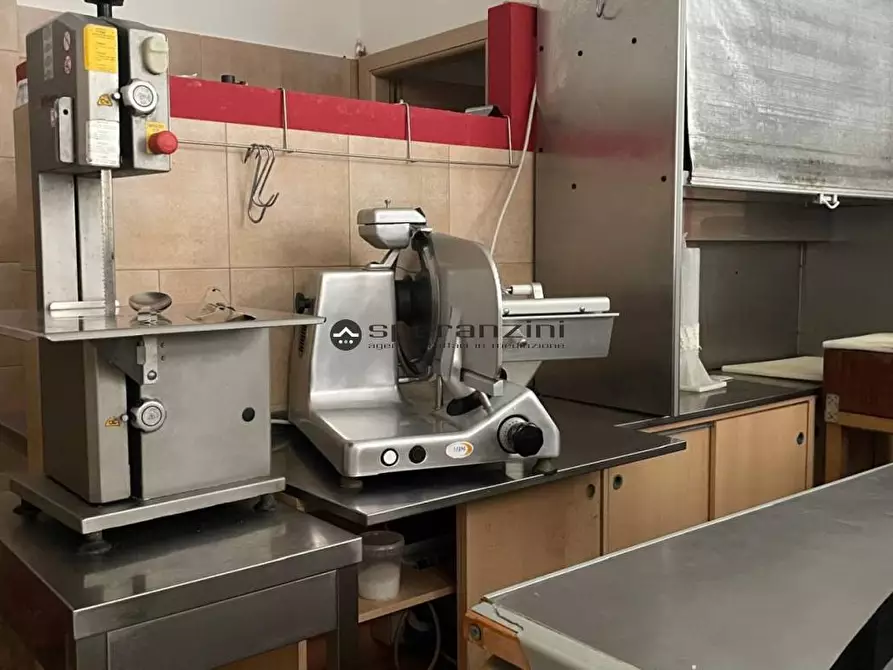 Immagine 12 di Negozio in affitto  in Via Arco D'Augusto, 23 61032 Fano PU Italia a Fano