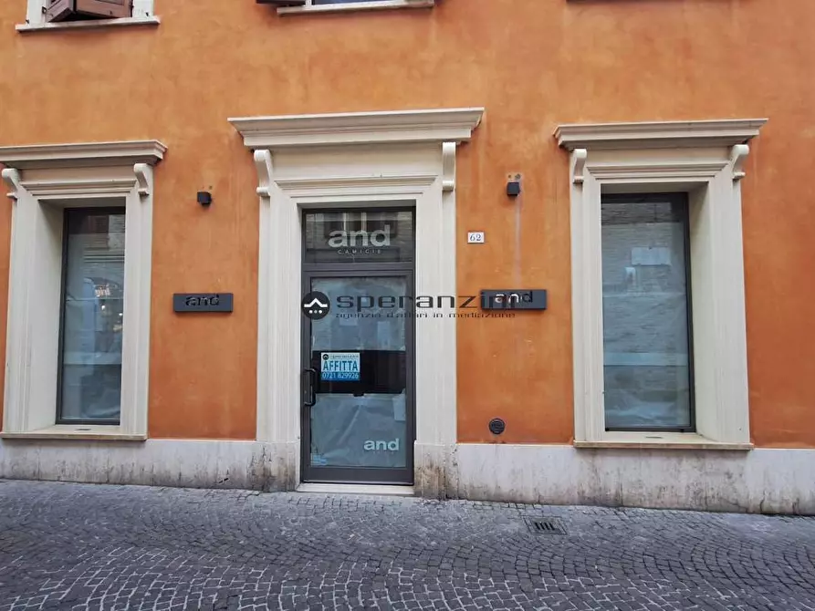 Immagine 17 di Negozio in affitto  in Corso Matteotti 62 a Fano