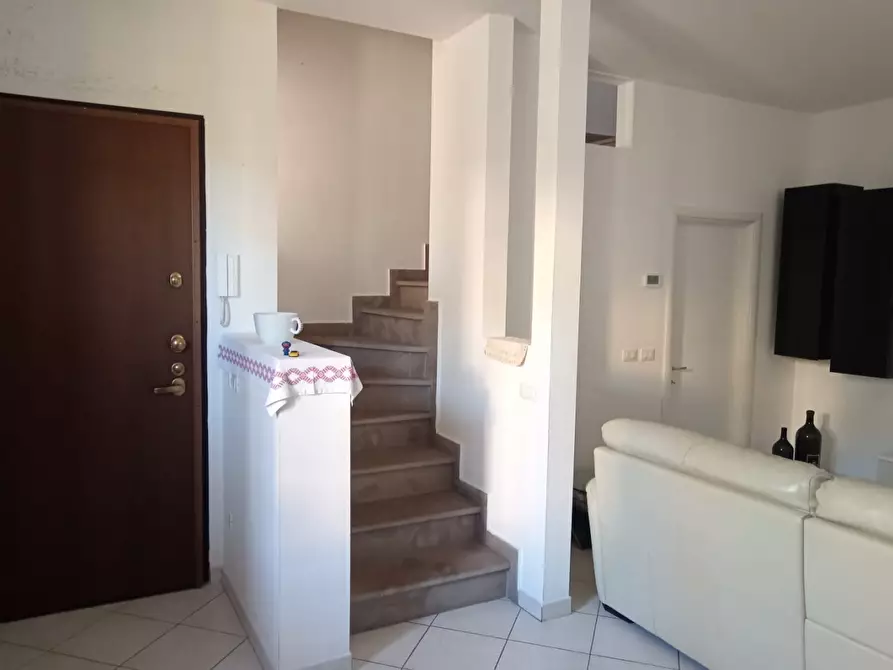 Immagine 2 di Appartamento in affitto  a Follonica