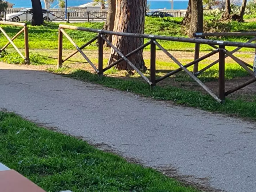 Immagine 1 di Appartamento in affitto  in Via dei pini a Follonica