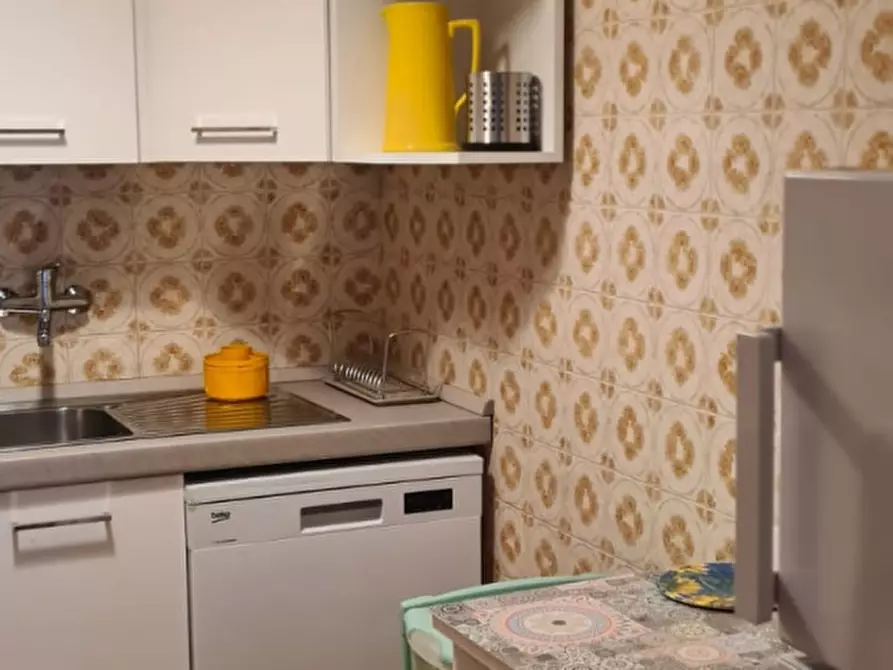 Immagine 9 di Appartamento in affitto  in Via dei pini a Follonica